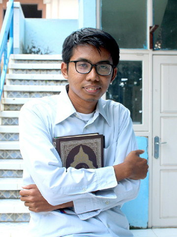 SIHAFUDDIN AZHAR, S.PdI